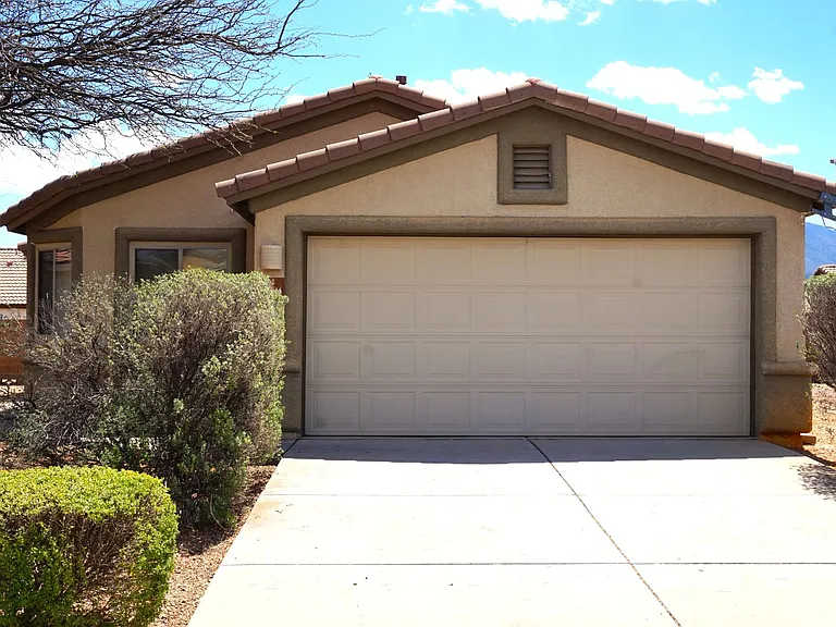 2244 Copper Sky Dr — Photo 1