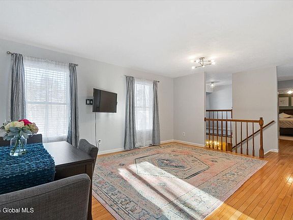 4th image of 604 Minuteman Lane