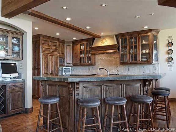 5th image of 2621 Eagle Cove Dr #84