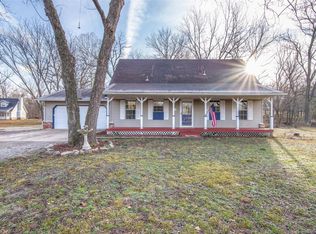 9622 E Stone Creek Dr, Claremore, OK 74017