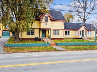 75 Main St, Unity, ME 04988