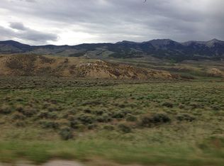 2 Lone Tree Ln, Tres Piedras, NM 87577