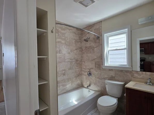 250 Lexington Avenue image 5 of 19