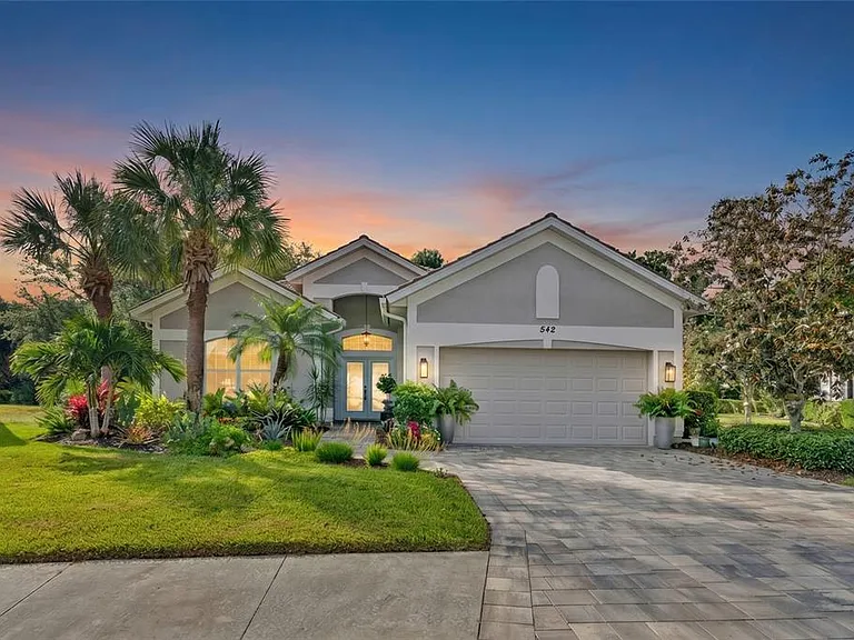542 Misty Pine Dr — Photo 3