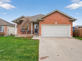 60 Saturn Rd, Pt Colborne, ON L3K6E1