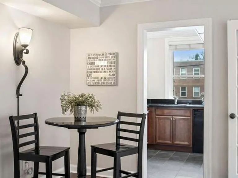 719 S Saint Asaph St #206 — Photo 12