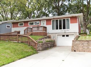 1634 24th St NW, Cedar Rapids, IA 52405