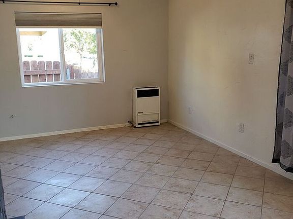 4th image of 4310 Utah St