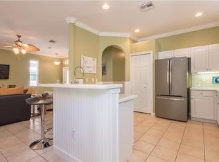 8375 Woodridge Pointe Dr, Fort Myers, FL 33912