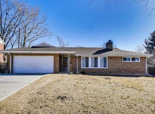 949 Daniel Dr, Bensenville, IL 60106