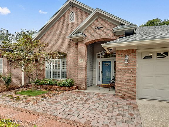 5th image of 12066 Brandon Lake Dr