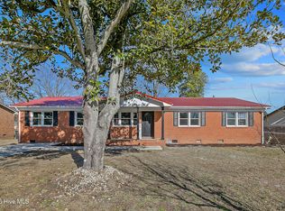 1034 Crayton Circle, Fayetteville, NC 28314