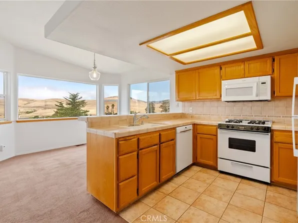 929 Marina St, Morro Bay, CA 93442