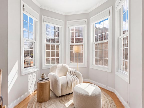 3rd image of 456 9th St APT 49