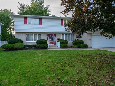 128 Summerview Rd, Williamsville, NY, 14221