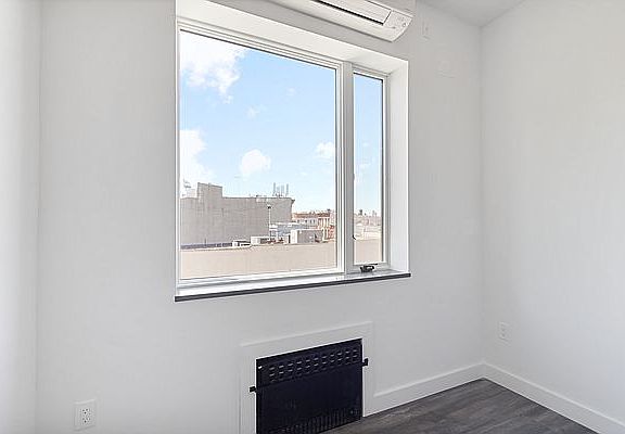 5th image of 4623 5th Ave APT 2B