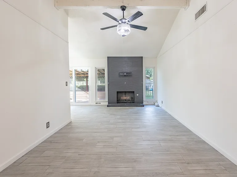 6822 Rivulet — Photo 11