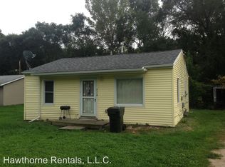 714 S View Dr, Waterloo, IA 50707