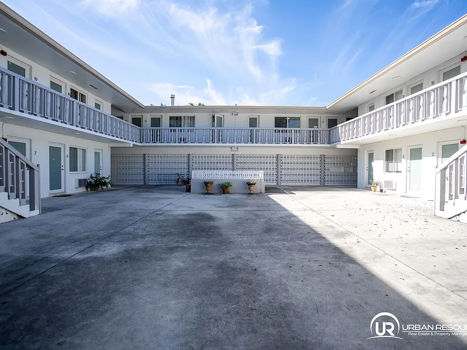 6650 Miller Dr #19