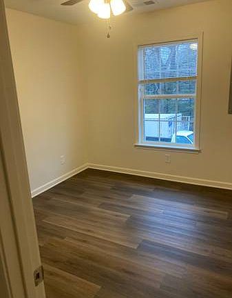 4th image of 110-116 E Chilhowie Ave #1