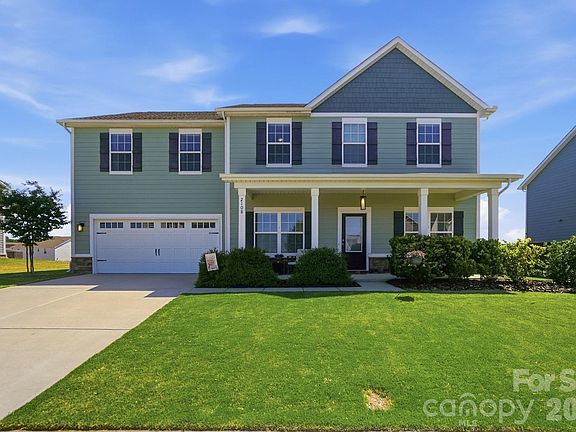 2nd image of 2108 Vecchio Dr
