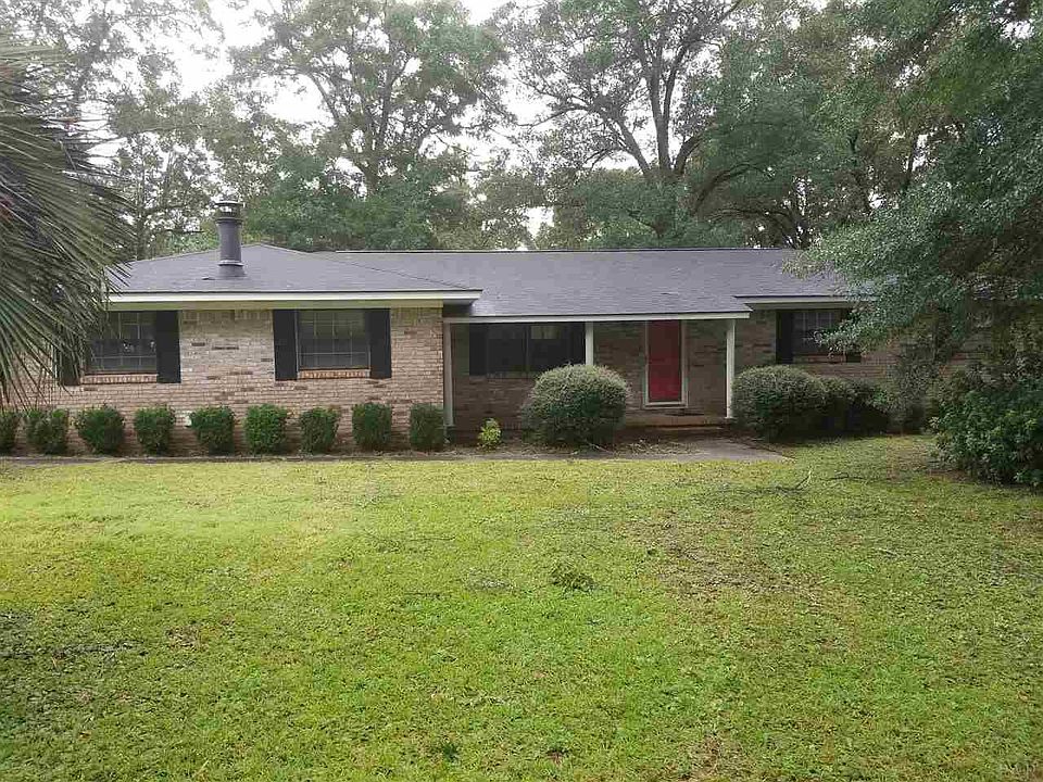 1st image of 2820 Mandeville Ln