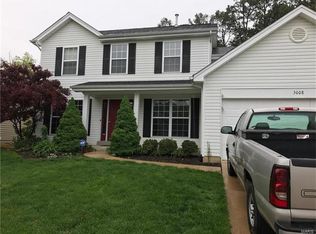 3008 Crimson Oaks Dr, Fenton, MO 63026