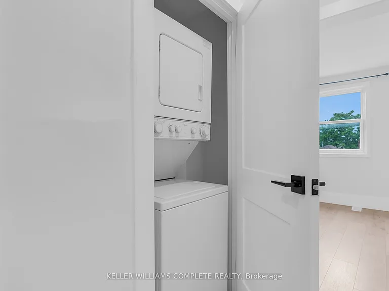 199 Balmoral Ave N #2 — Photo 6