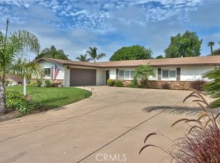 335 Zada Ln #1, Vista, CA 92084