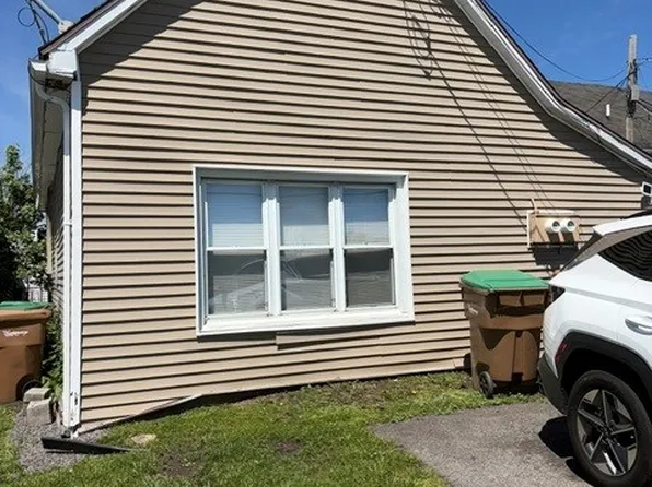 610 Kennedy Rd Unit 2, Buffalo, NY 14227