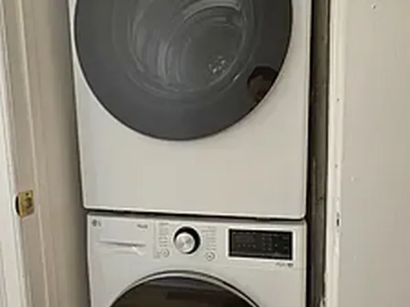 3495 Broadway image 6 of 11