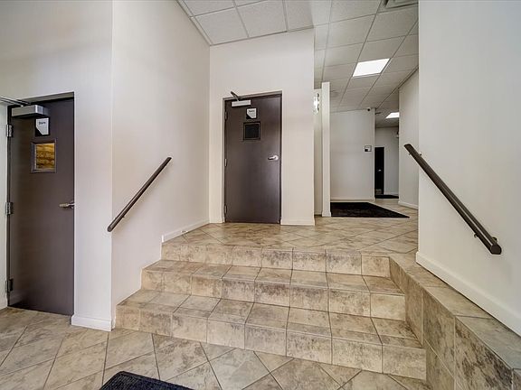 4th image of 1521 W Haddon Ave APT 2C