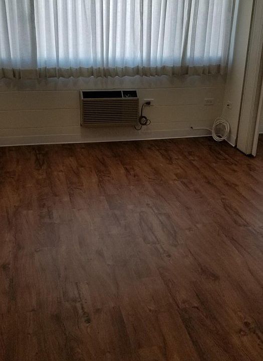 2nd image of 1305 Makiki St APT 605