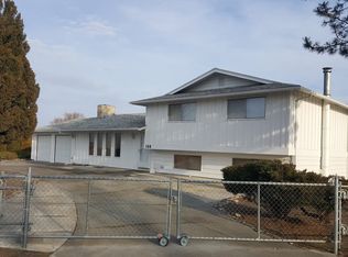 105 Rio Senda St, Umatilla, OR 97882