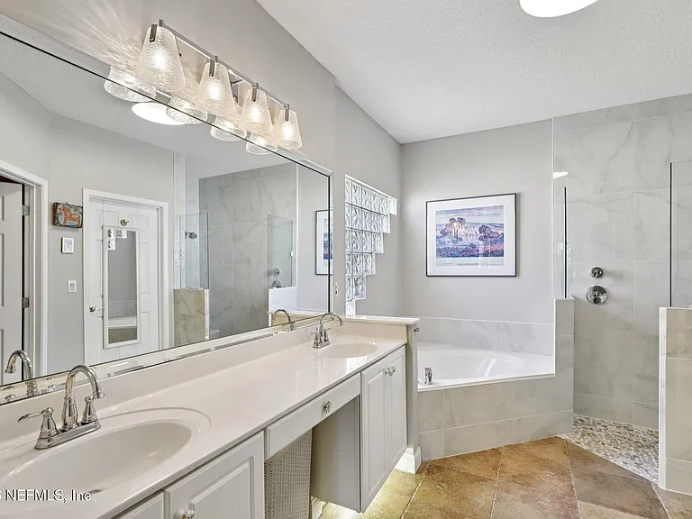 6534 Burnham Cir — Photo 17