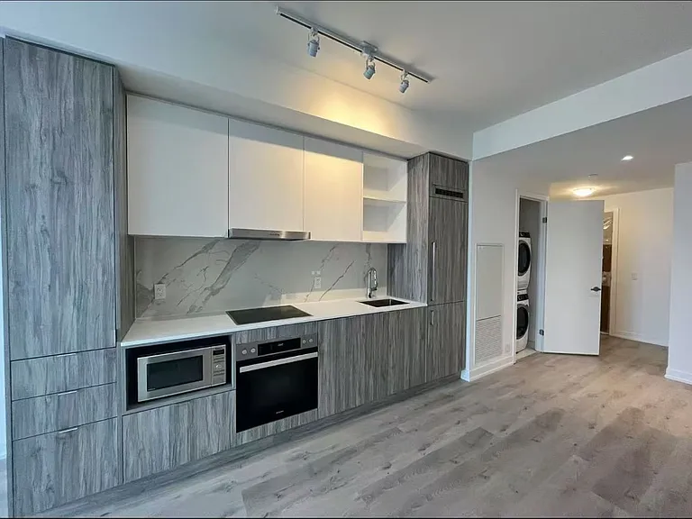 138 Downes St #5602 — Photo 7
