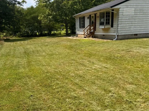 210 Fannin Roscoe Rd, Sandy Hook, KY 41171
