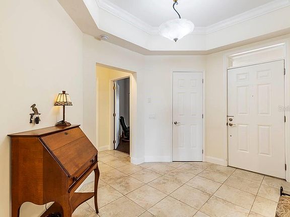 3rd image of 7702 Lake Vista Ct Unit 405