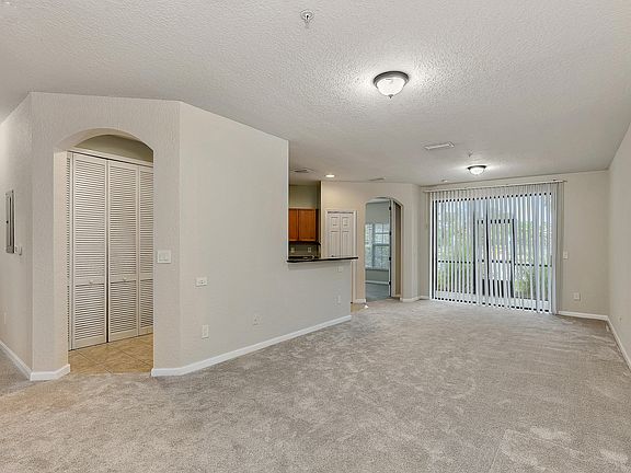 2nd image of 125 Calle El Jardin St #102