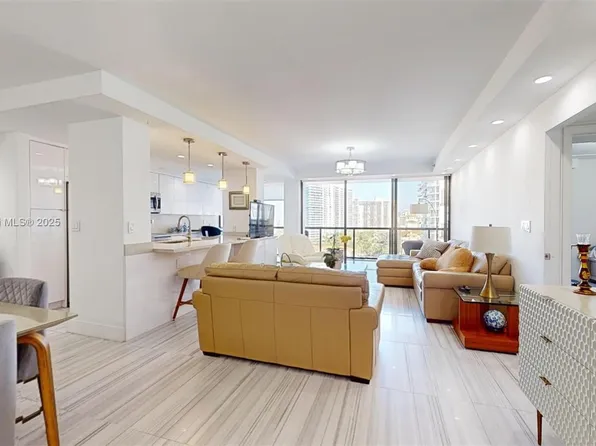 19667 Turnberry Way APT 14F, Aventura, FL 33180