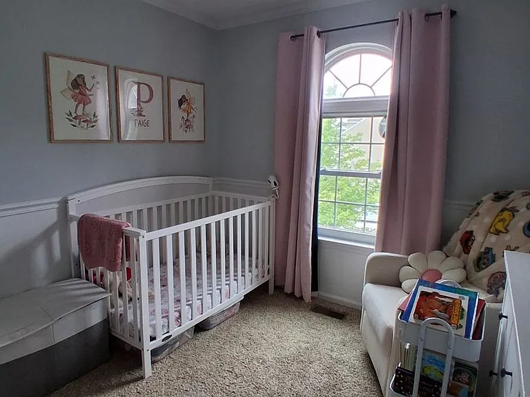 660 Longwood Rd — Photo 16