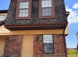 700 N Adelaide St APT 34, Normal, IL 61761