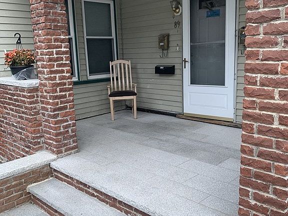 3rd image of 87 Faywood Ave #2
