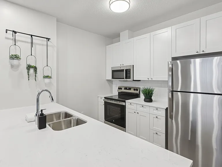 Home at Maricopa — Photo 12