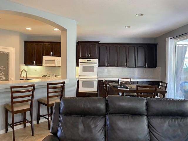 1st image of 35976 Country Park Dr