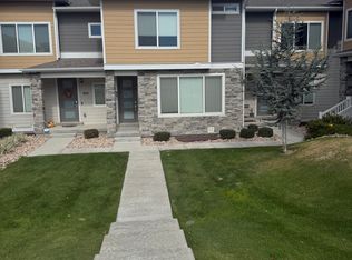 991 W Sapphire Peak Dr, Bluffdale, UT 84065
