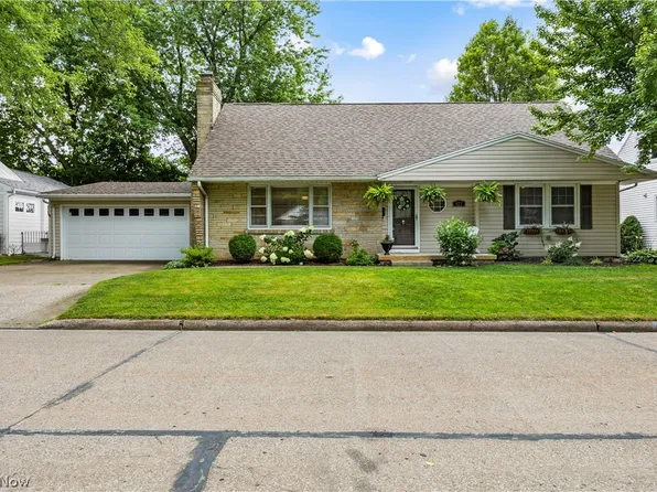 822 Seneca Ave, Huron, OH 44839