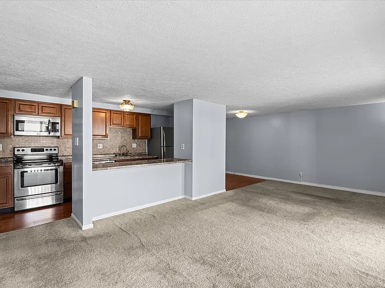 79 Sweetfern Ct #1 — Photo 7