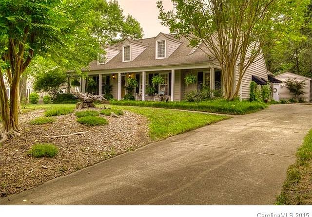 1st image of 5020 Macandrew Dr