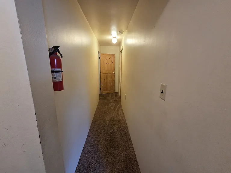 154 6th St #2 — Photo 3
